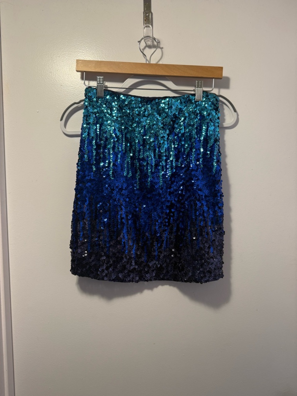 Blue Ombre Sequin Mini Skirt - Maner